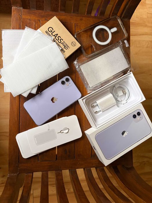 Продавам iPhone 11 много запазен