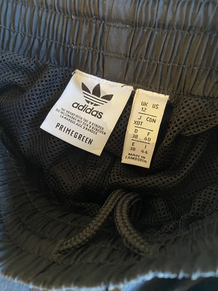 Pantaloni Adidas, masura 38