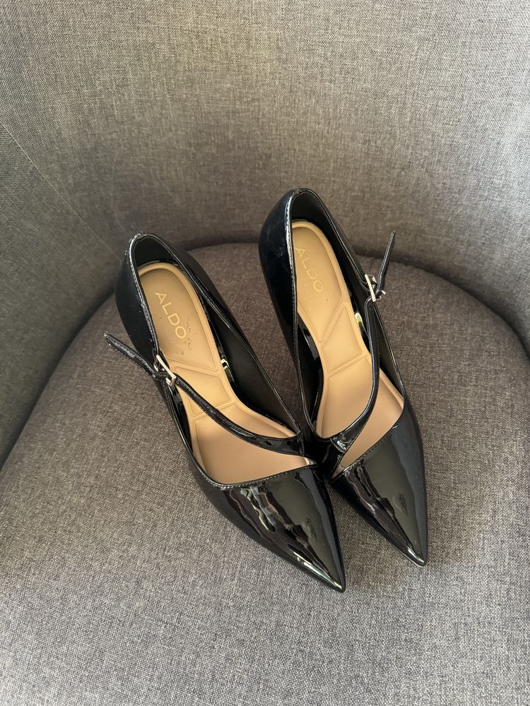 Обувки на висок ток Aldo