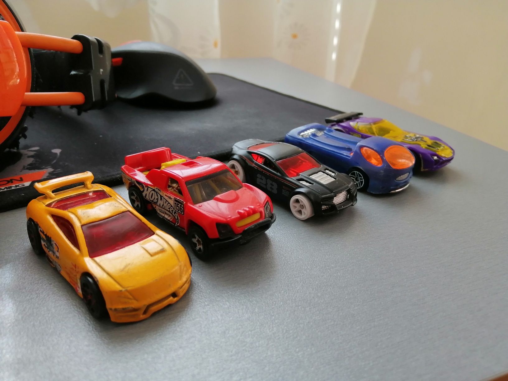 Hot wheels колички/цена по договаряне