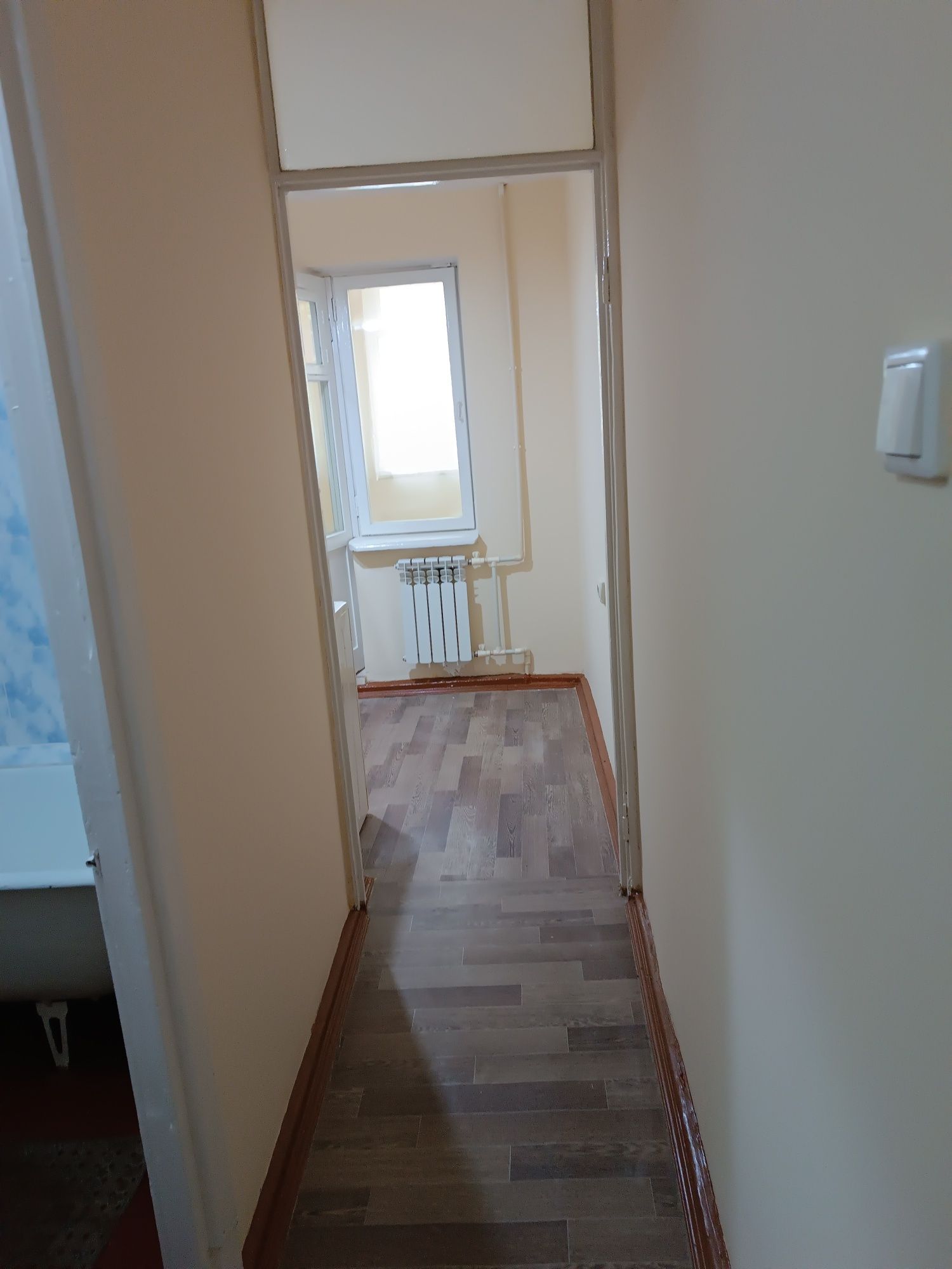 Продается 2-х комнатная квартира. Район Октябрь. Цена 34000 y.e