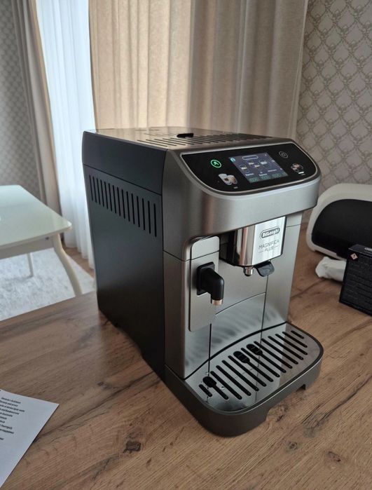 Кофемашина Delonghi ECAM 320.70.TB !Утро начинается с аромата кофе!