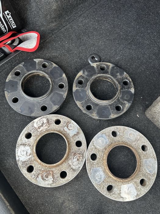 Vand distnatieri bmw de 2.5 cm cu tot cu prezoane