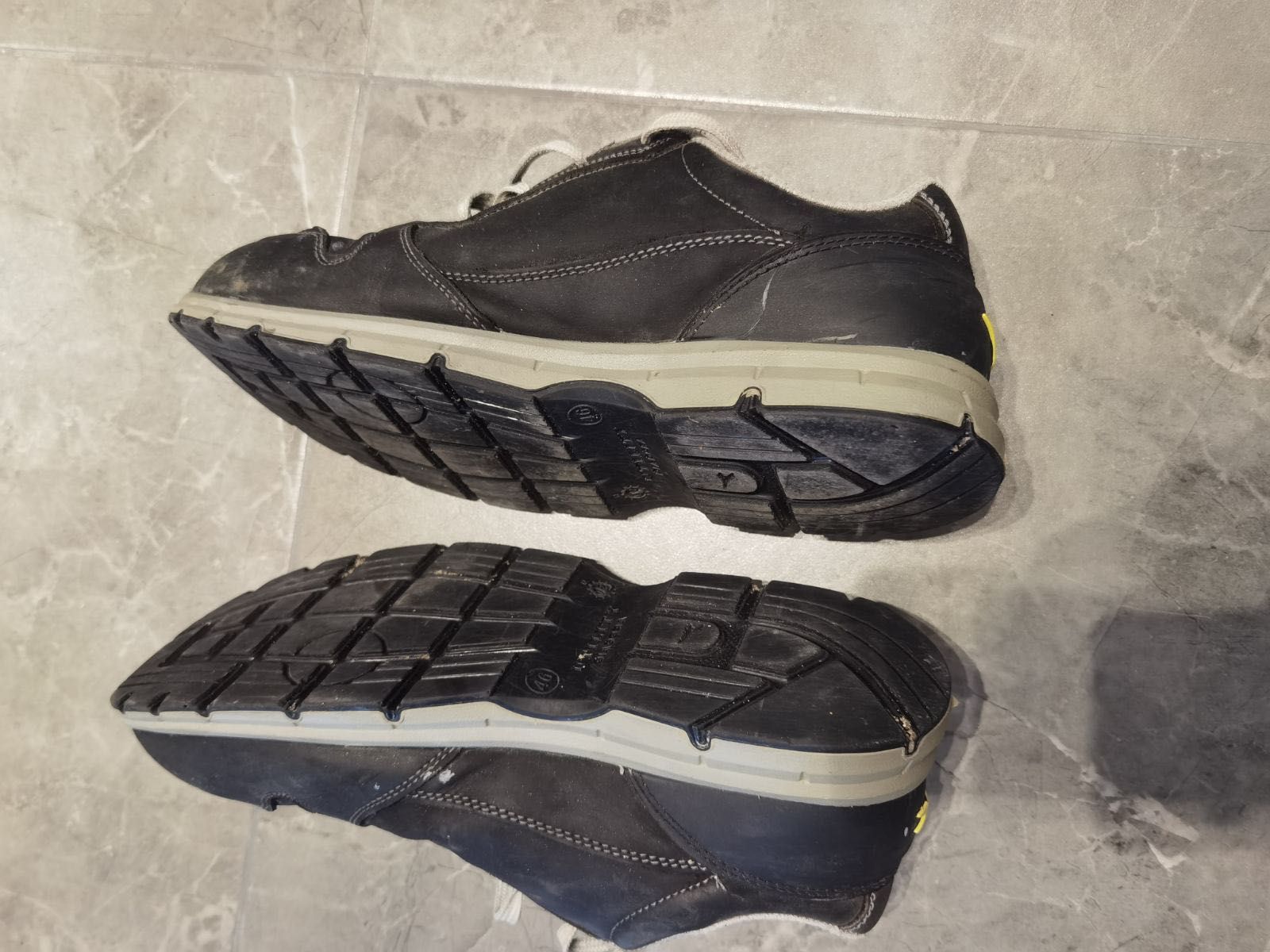Мъжки Обувки Диадора с метално бомбе