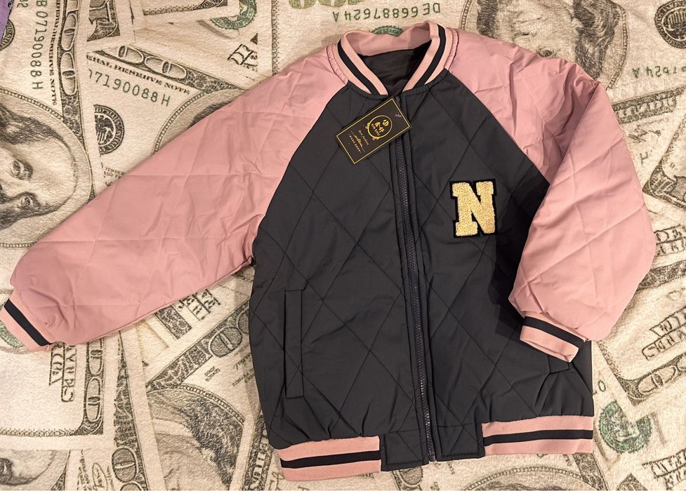 Новая куртка на девочку