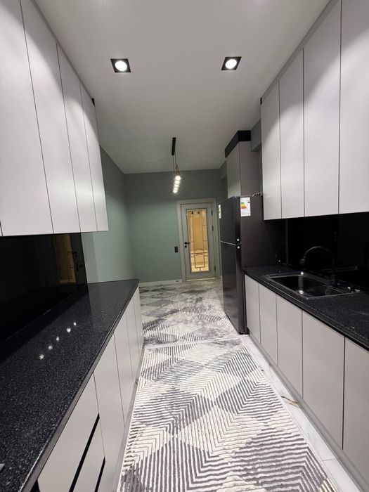 Продается 4х комнатная кв. 3й этаж. 99м2. Вокзал.