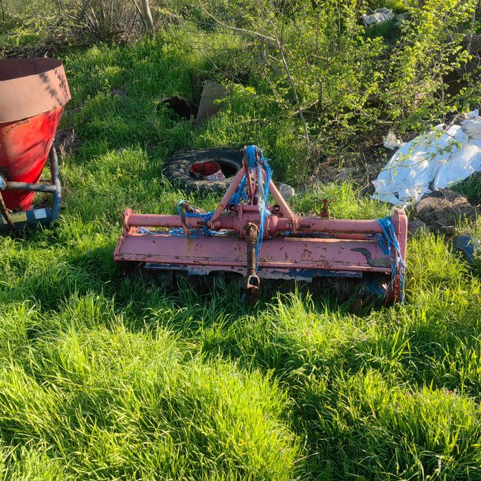 Инвентар -Селскостопанска техника!