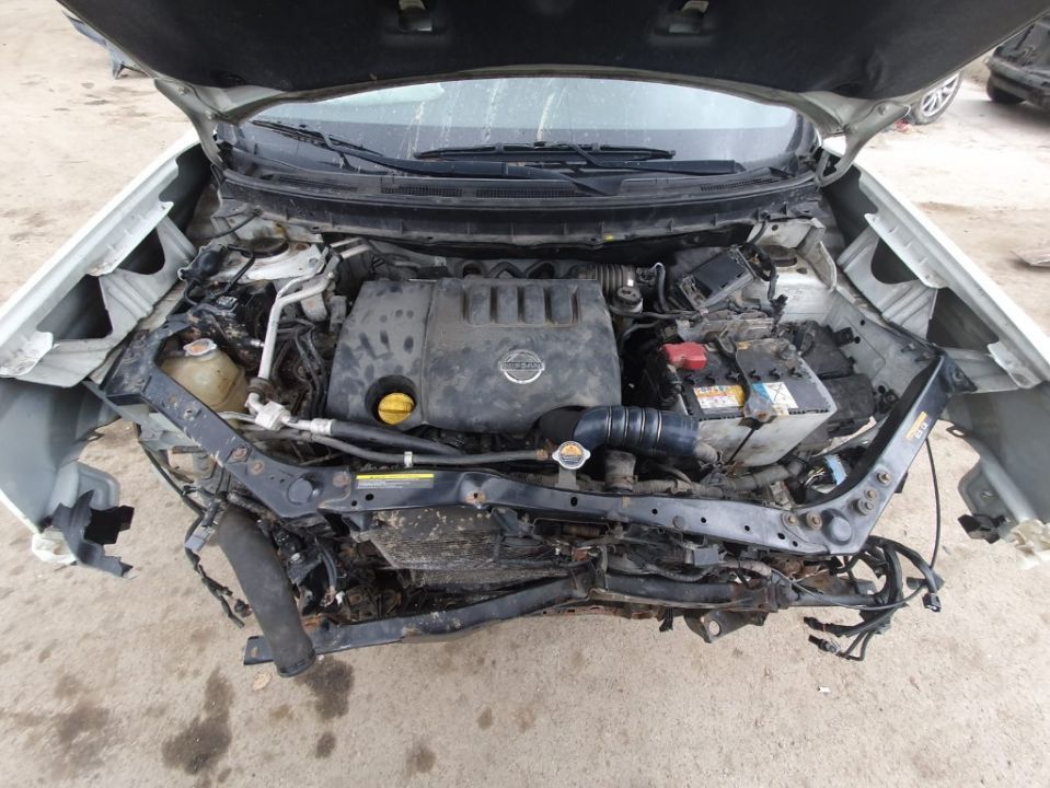 Dezmembrez Nissan X-trail T31 facelift euro 5 motor 2.0dci 4x4 M9R navigatie  dezmembrari qashqai