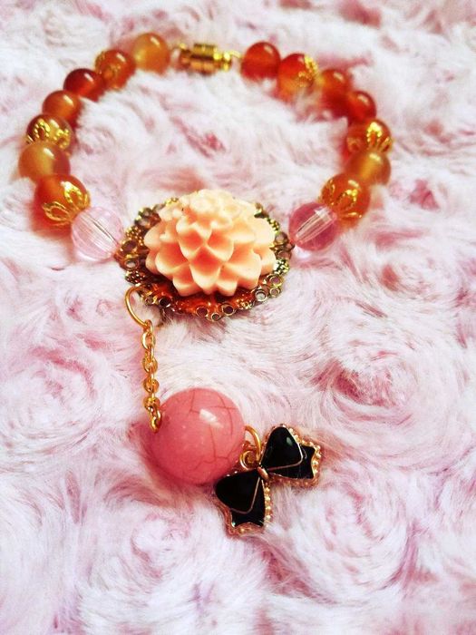 Bratari handmade magnetice cu pietre semi pretioase - carneol