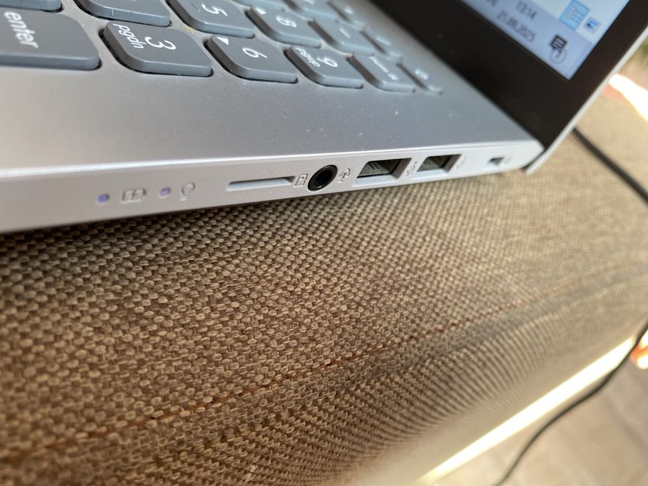 Leptop ASUS celeron