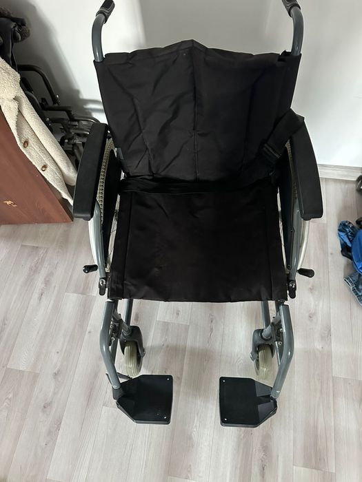 Инвалидная коляска