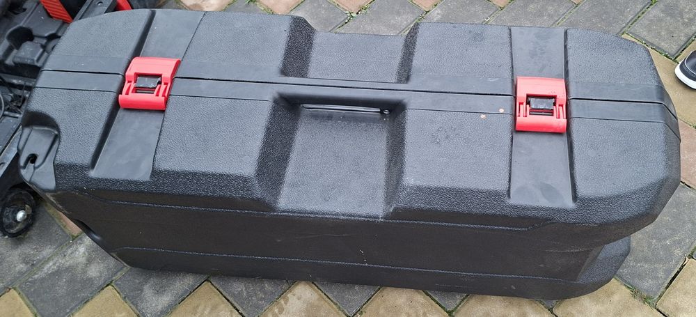 Masina de batut stalpi