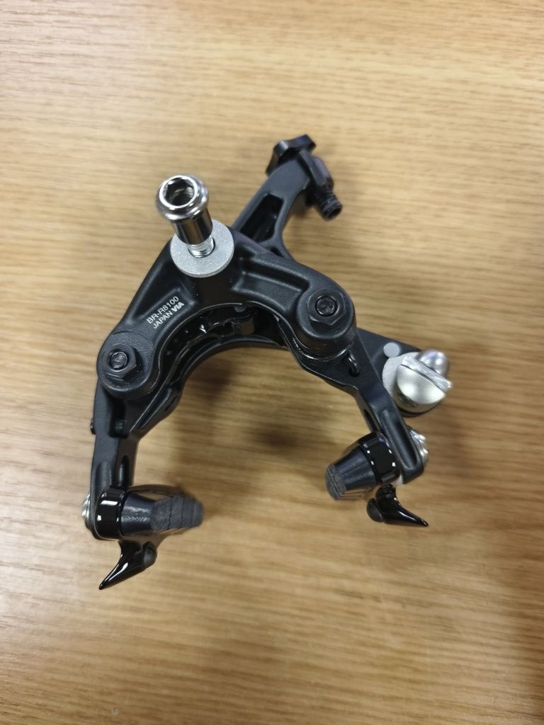 Комплект Шосейни Челюстни Спирачки: SHIMANO ULTEGRA BR-R8000/BR-R8100