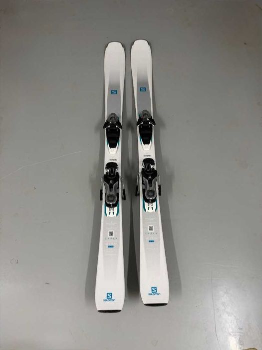 Дамски ски Salomon Aira 76 ST – 140 см, в комплект с автомати.