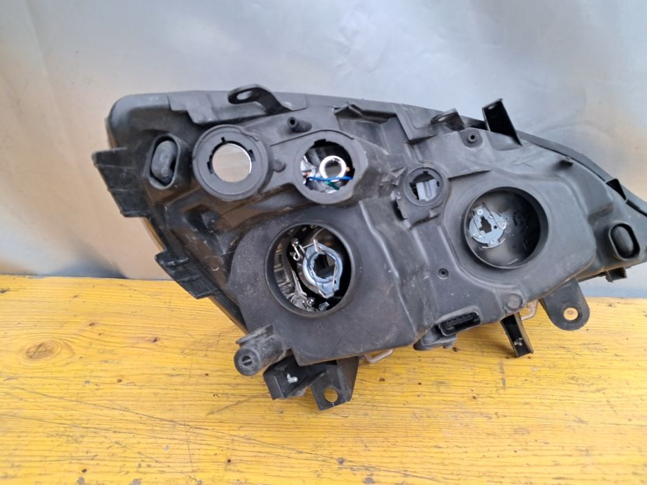 Фар рено сеник Renault Senic