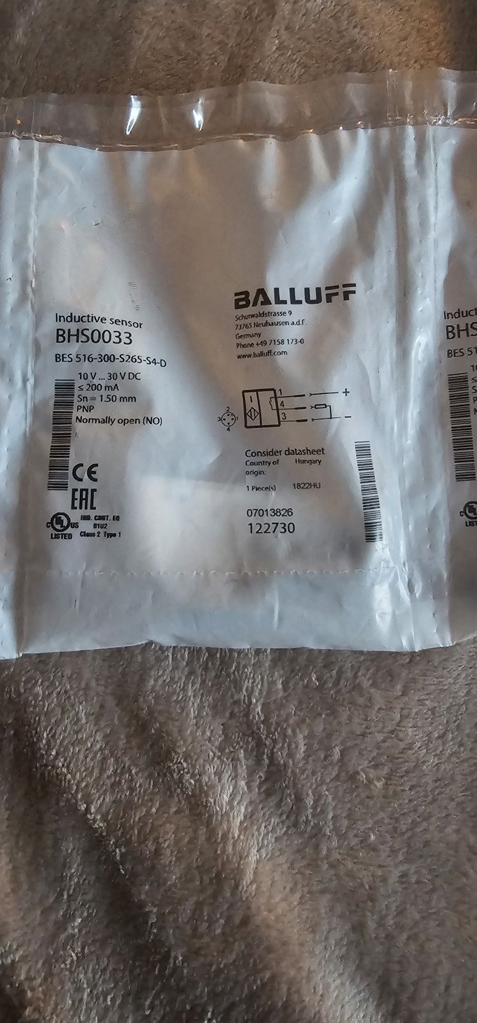 Senzor inductiv Balluff BHS0033