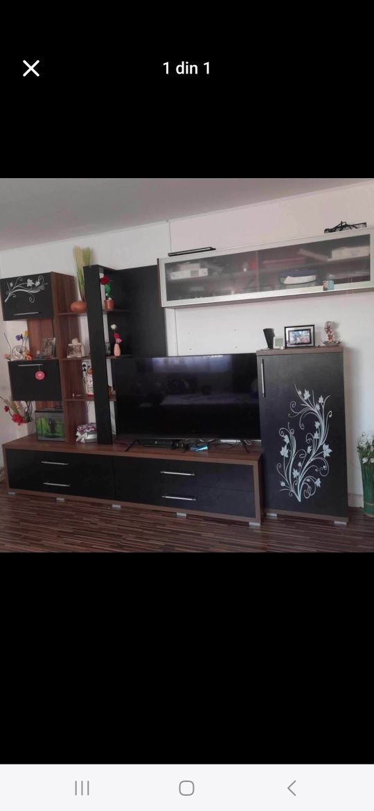 Vând mobilă living