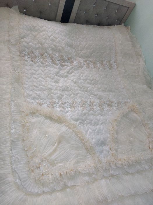 Декоративное покрывало