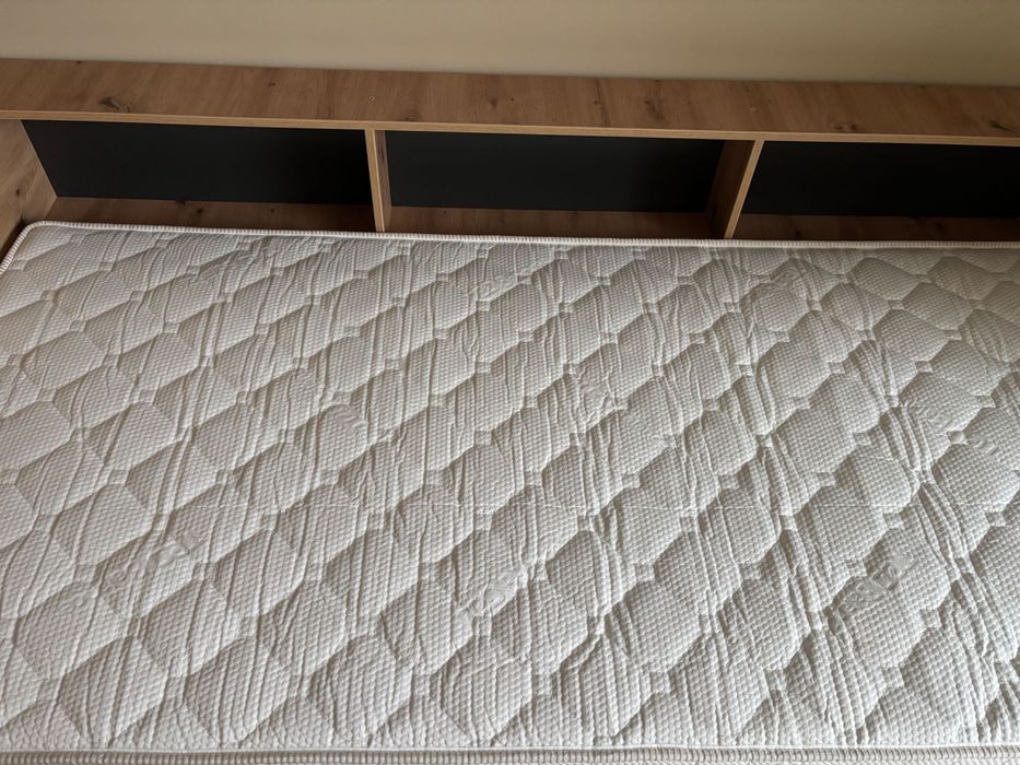 Двулицев пружинен матрак Тед Фаворит