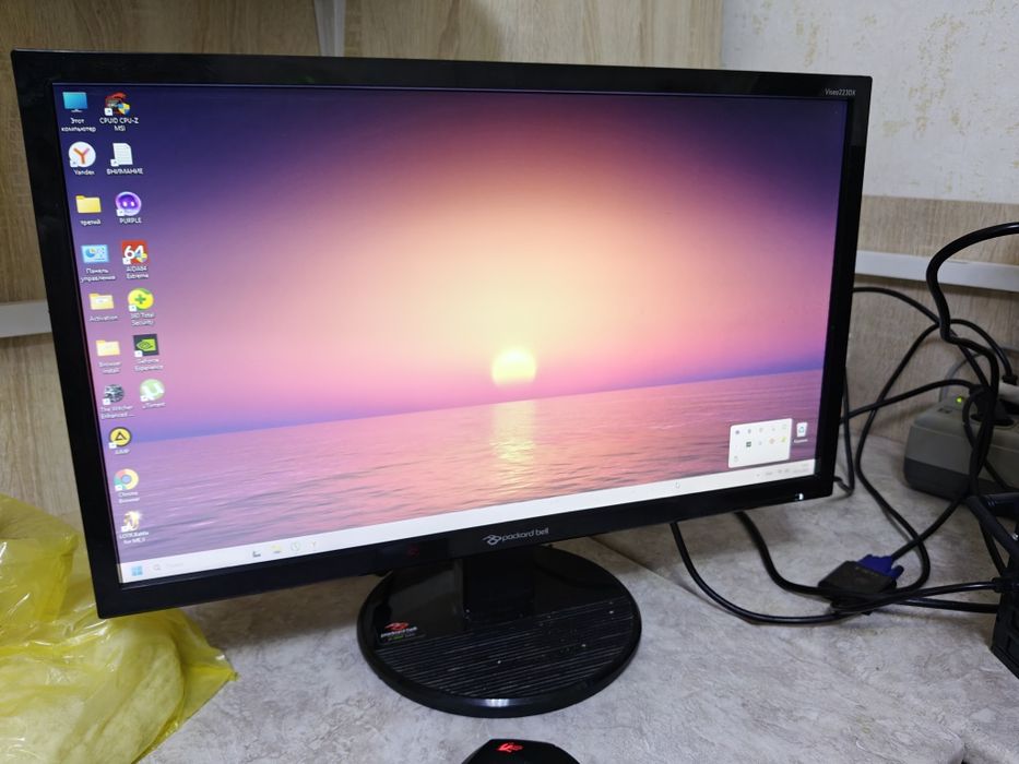 Продам рабочий Монитор