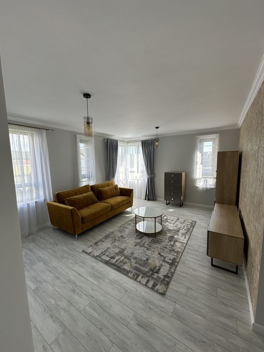 Apartament de inchiriat, 3 camere decomandat