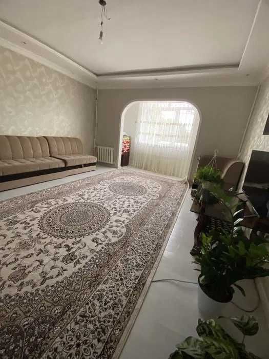 Mirzo Ulugbekda 3 xonali kvartira, 1-liniya, metro yaqin, qulay narxda