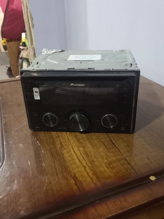Magnitola Pioneer 725