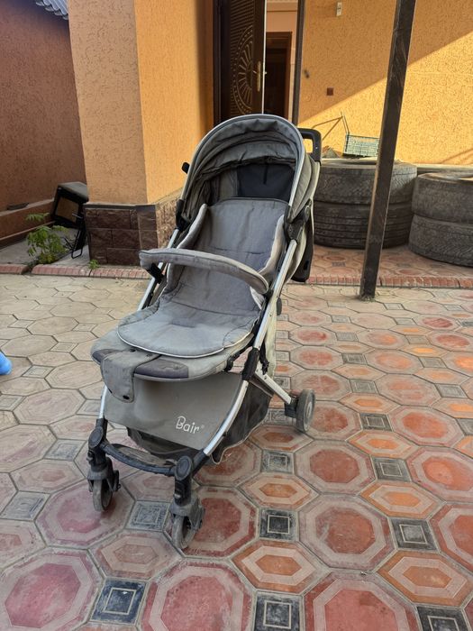 детская коляска.