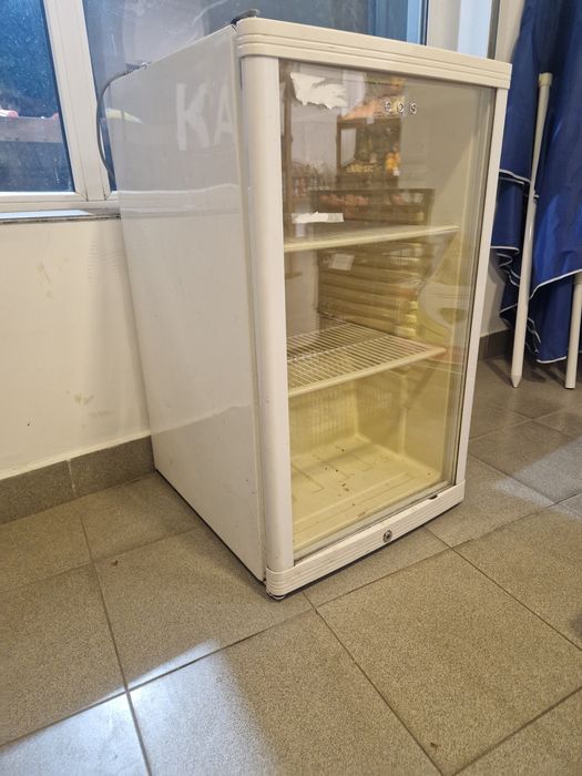 Хладилна  витрина