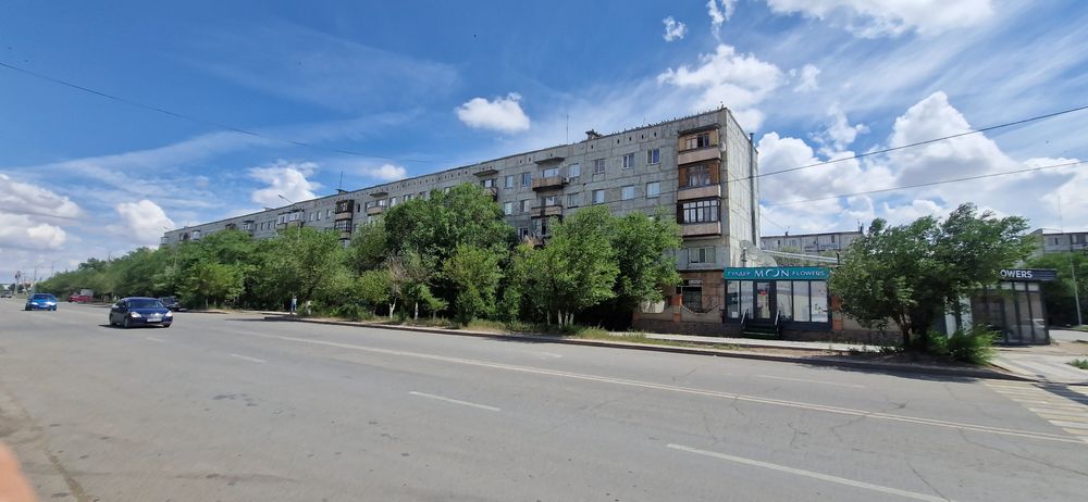 Продаётся или обменаяется 3х комнатная квартира ул. Ердена 199 на 3 эт