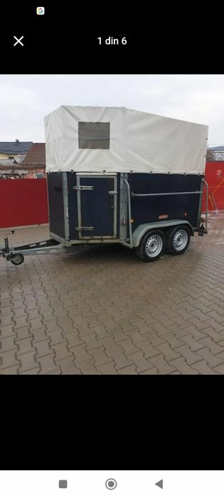 Vând remorca pentru doi caii