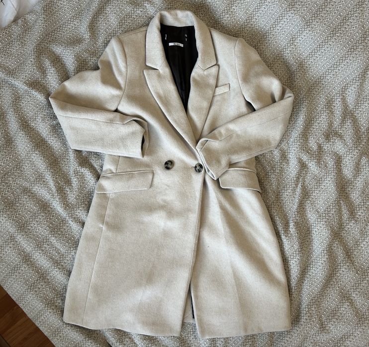 Дамско вълнено палто