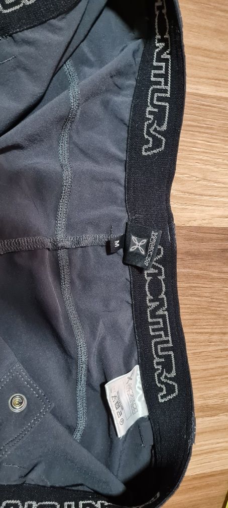 Pantaloni scurti Montura de dame M