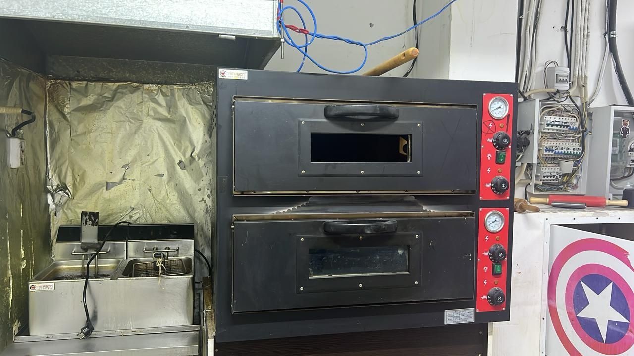 Продам пиццу печь двухуровневая