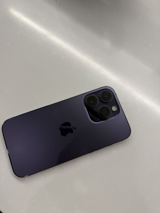 IPHONE 14 pro телефон