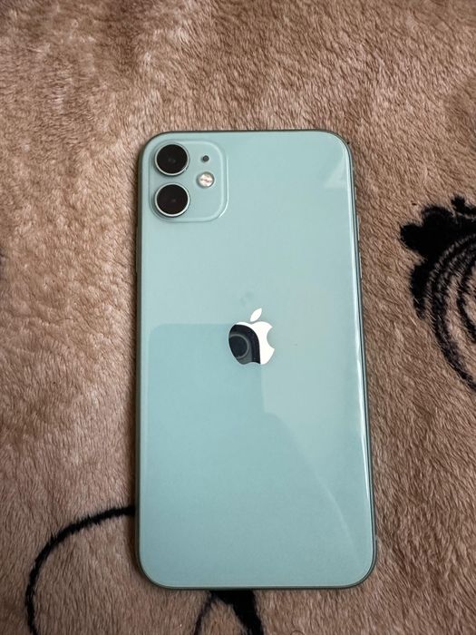 Vând iphone 11 ca nou