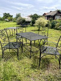 Градински комплект маса и столове от ковано желязо