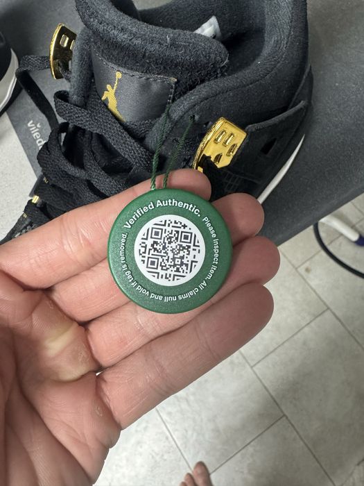 Jordan 4 retro royality