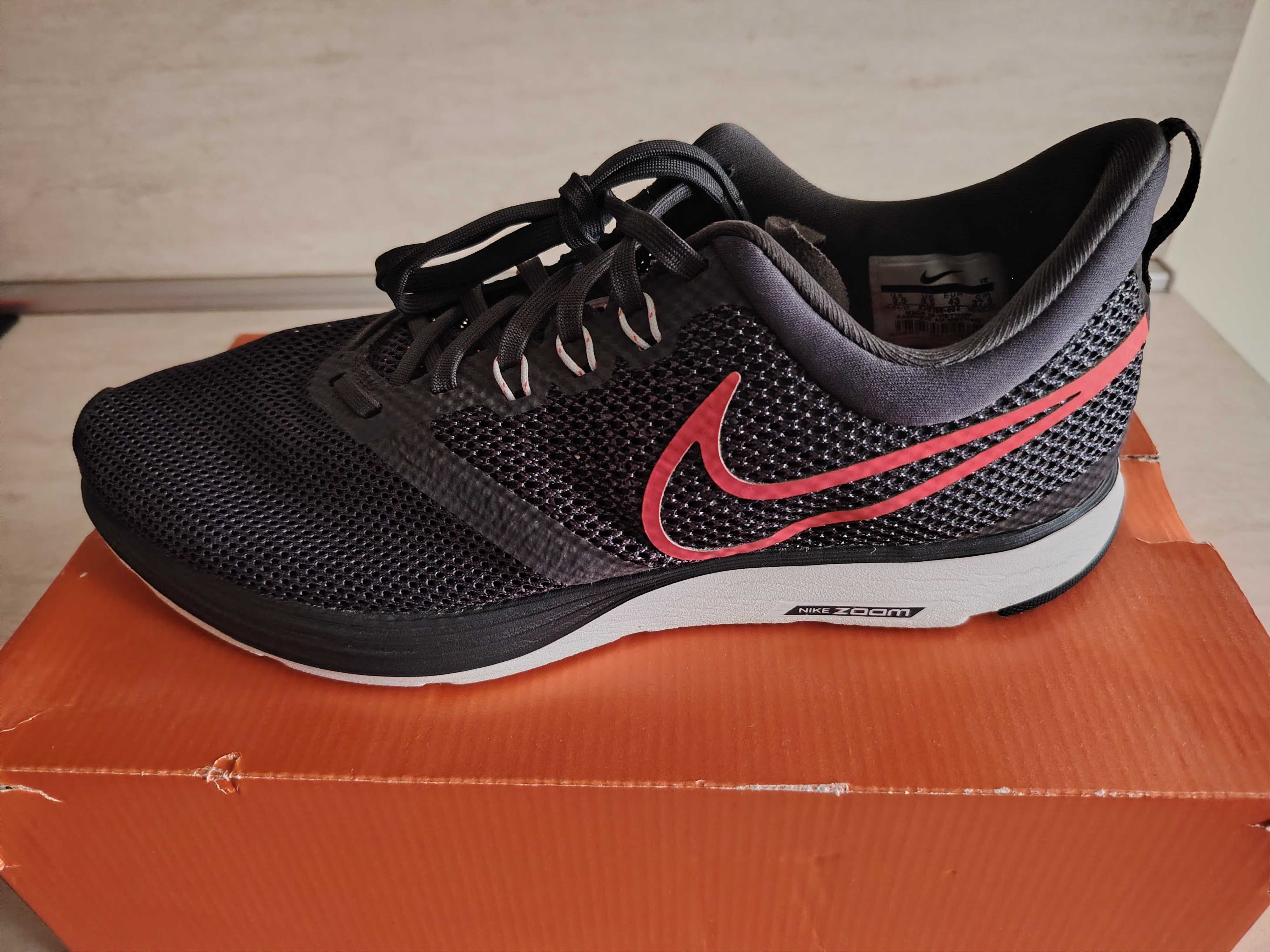 Nike zoom strike