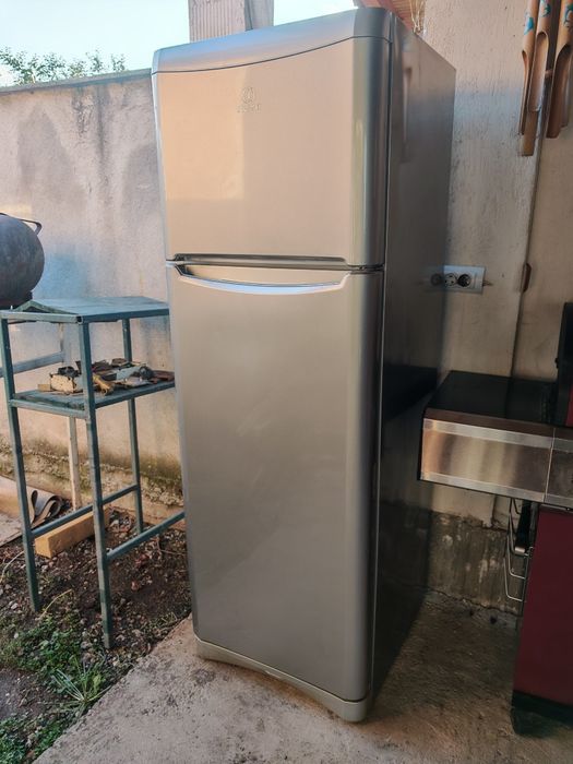 Хладилник Indesit
