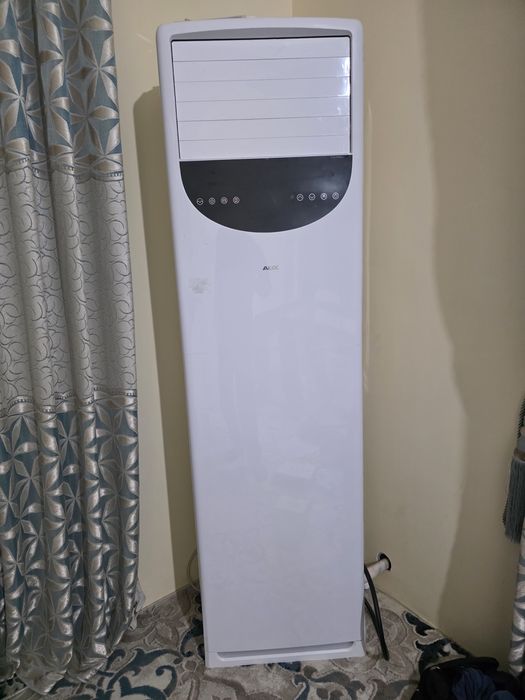 Konditsioner AUX 24 lik bezinvertor stoykalik 3 0y bo‘ldi  xolati a‘lo