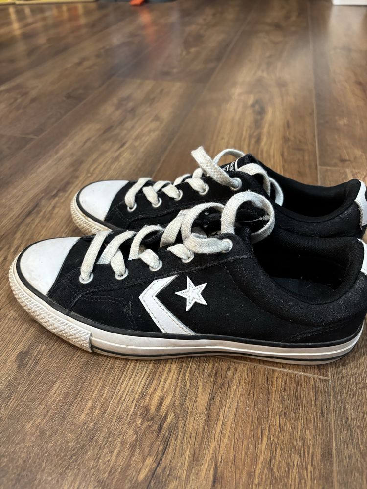 Tenesi Converse
