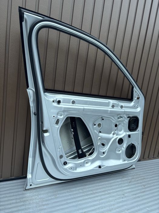 Usa st fata Skoda Superb 3 cod de culoare LA7W 2015-2020