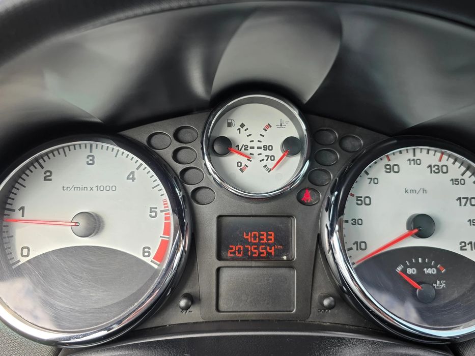 Peugeot 207 1.6HDi/Лизинг