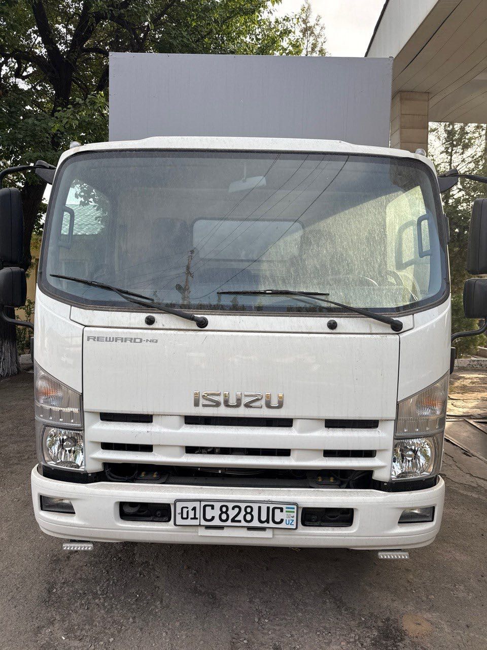2024yil Isuzu NQR 90L