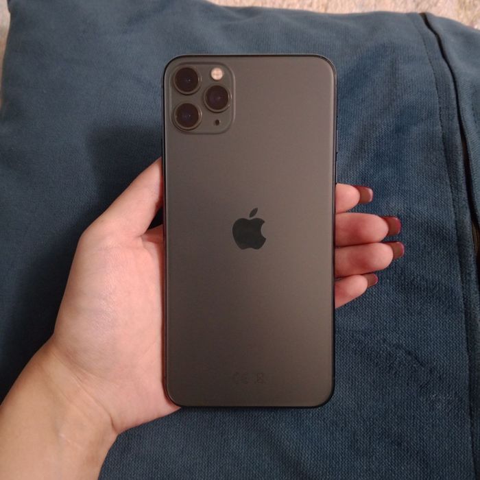Айфон 11 про мах /256 гб