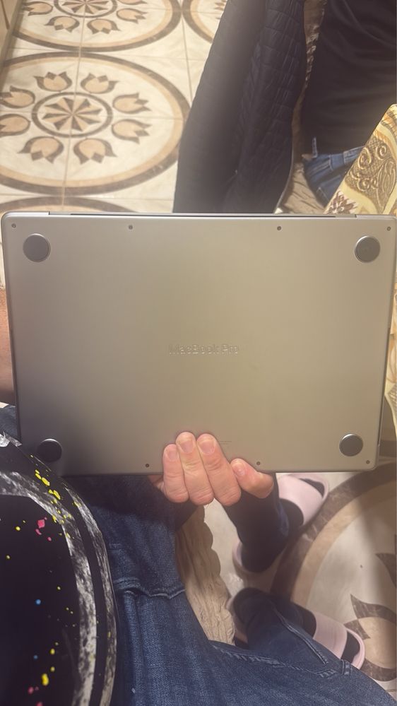 MacBook 14 pro M1 Plus
