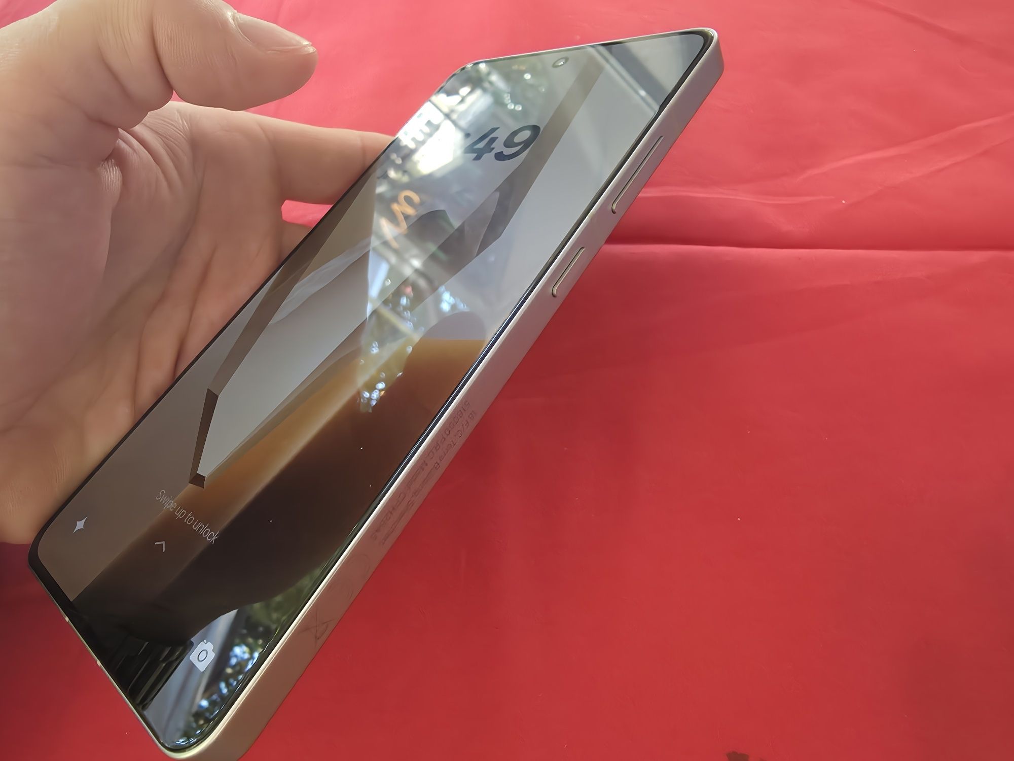 -One Plus 13R, ca Nou, Silver, 256Gb, 12Ram, doar telefonul, impecabil