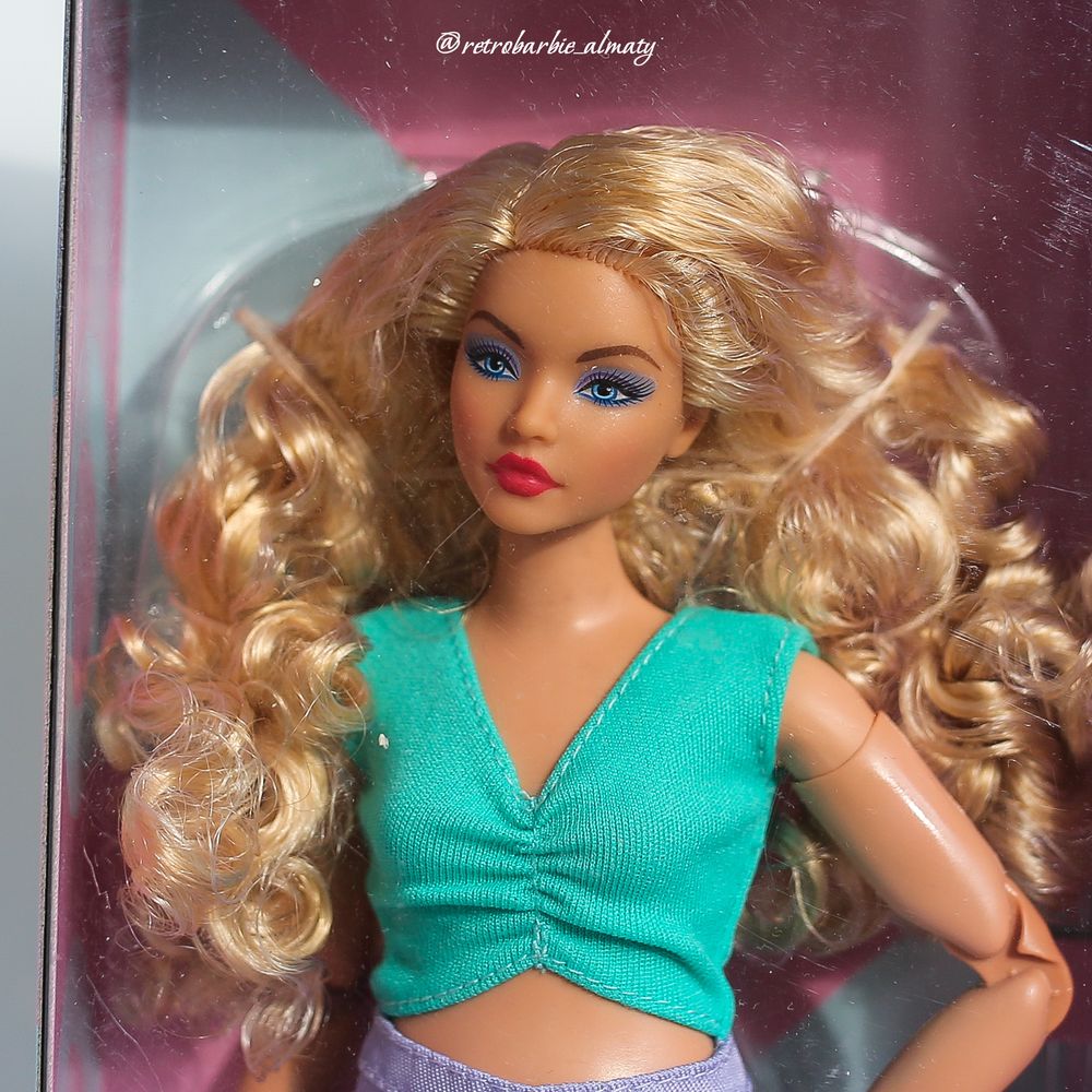 Барби кукла Barbie игрушка лукс looks Bmr Алматы