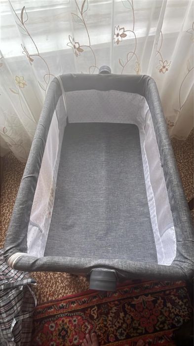 Детская манежка кровать.